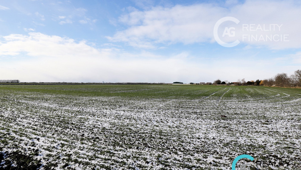 AG reality I PREDANÝ  krásny 5-izbový rodinný dom s osobitou  atmosférou - Horná Potôň