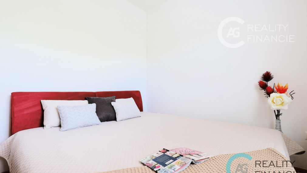 AG reality I PRENAJATÝ   - komplet zariadený 2-izbový byt  v  bezpečnom komplexe MELROSE