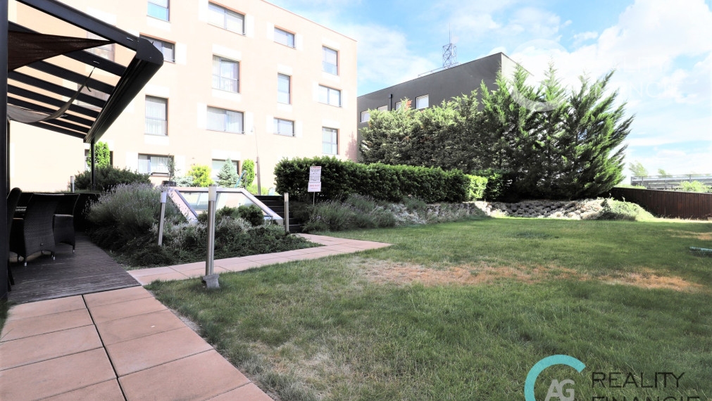 AG reality I PRENAJATÝ   - komplet zariadený 2-izbový byt  v  bezpečnom komplexe MELROSE