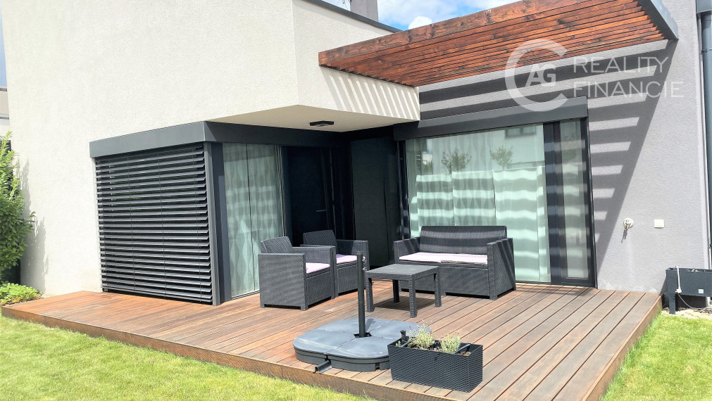 AG REALITYI PRENAJATÝ   MODERNÝ RD -NOVOSTAVBA ROVINKA