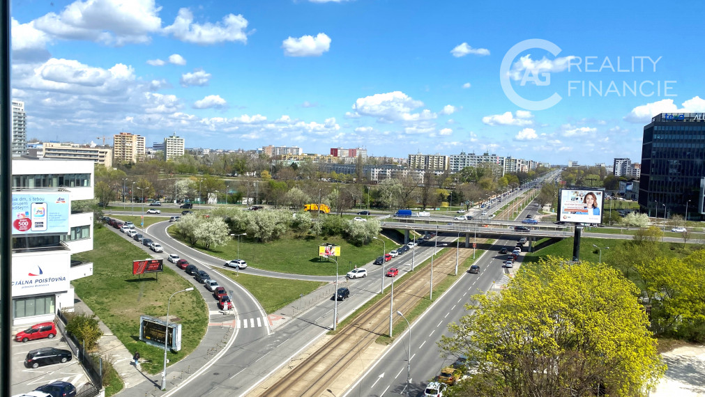 AG reality I PRENAJATÝ   - zariadený  3i. byt na  ZÁHRADNÍCKEJ - OCTOPUS