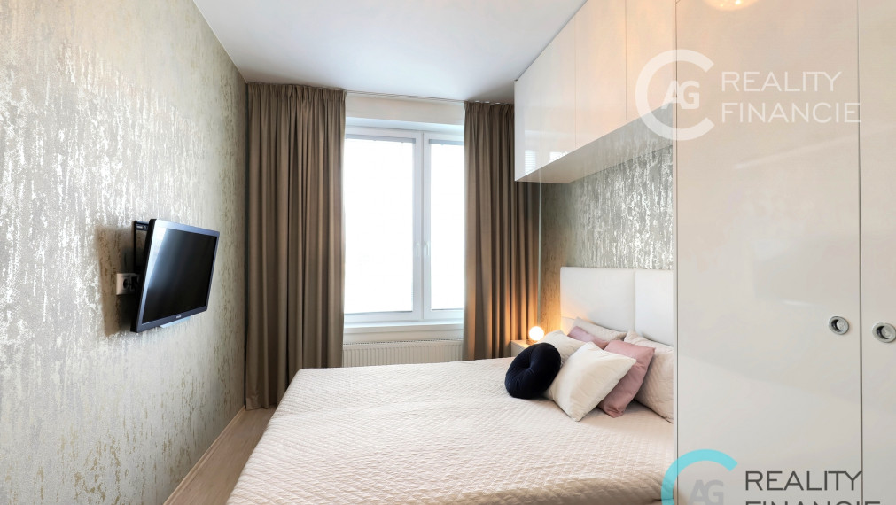 AG reality I PRENAJATÝ   - zariadený  3i. byt na  ZÁHRADNÍCKEJ - OCTOPUS