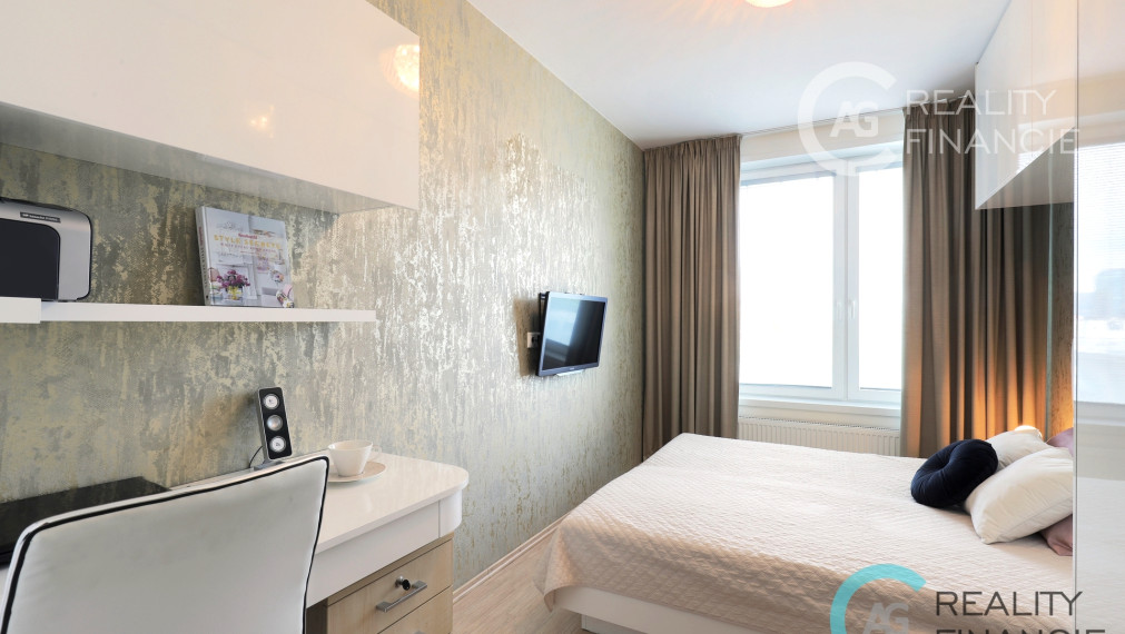 AG reality I PRENAJATÝ   - zariadený  3i. byt na  ZÁHRADNÍCKEJ - OCTOPUS