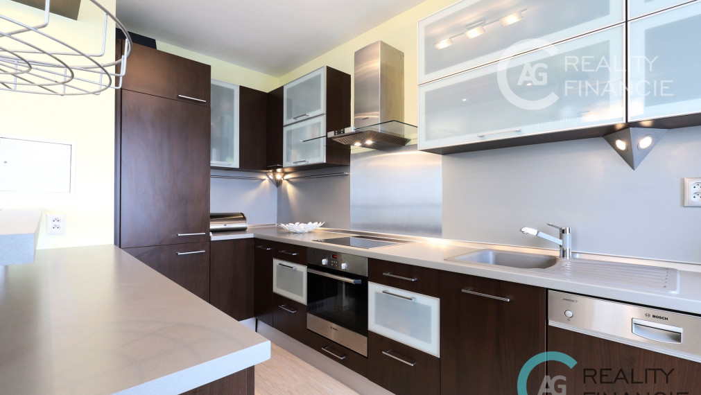 AG reality I PRENAJATÝ   - zariadený  3i. byt na  ZÁHRADNÍCKEJ - OCTOPUS