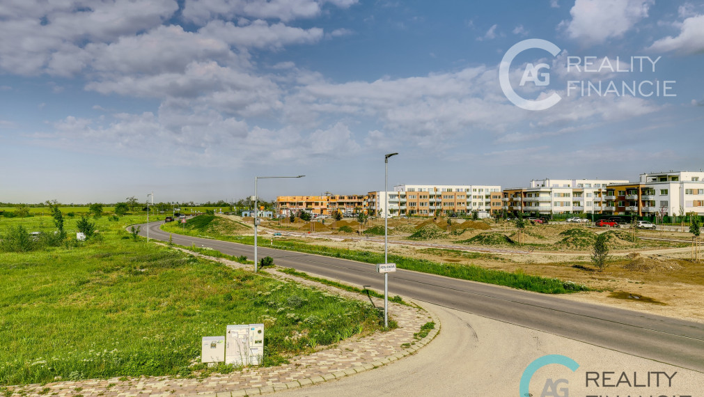 AG reality I PREDANÝ   POSLEDNÝ - 5 izb RD -mezonet  Miloslavov