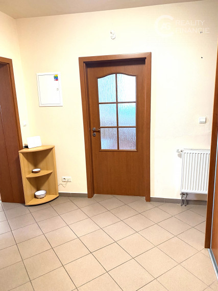 AG reality I PRENAJATÝ  komplet zariadený 3-izbový byt  Vodárenská ul