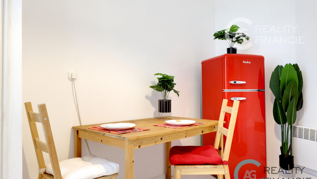 AG reality I PREDANÝ   priestranný 1-izbový byt blízko centa mesta