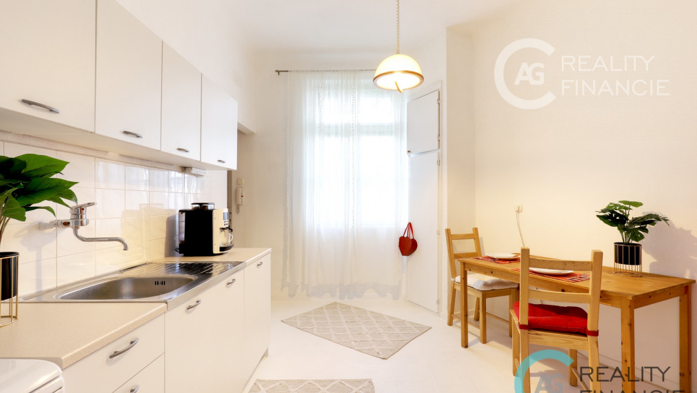AG reality I PREDANÝ   priestranný 1-izbový byt blízko centa mesta