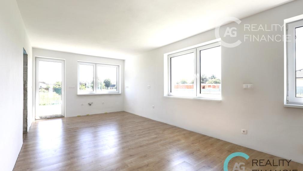 AG reality I PREDANÝ   POSLEDNÝ - 5 izb RD -mezonet  Miloslavov