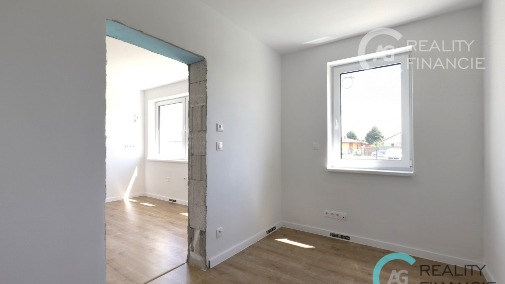 AG reality I PREDANÝ   POSLEDNÝ - 5 izb RD -mezonet  Miloslavov