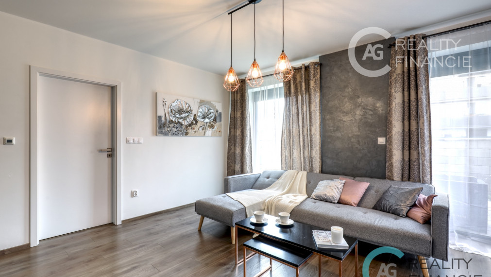 AG reality I PREDANÝ   3 izb  byt  so záhrad.  -mezonet  Miloslavov  zariadený