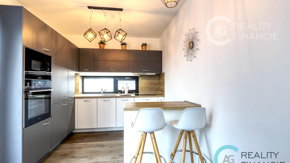 AG reality I PREDANÝ   3 izb  byt  so záhrad.  -mezonet  Miloslavov  zariadený