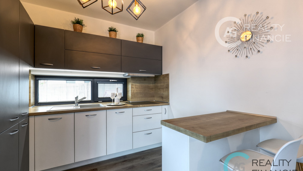 AG reality I PREDANÝ   3 izb  byt  so záhrad.  -mezonet  Miloslavov  zariadený