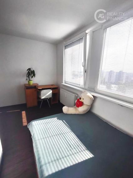 AG reality I NA PREDAJ   komplet zariadený 3-izbový byt  Petržalka