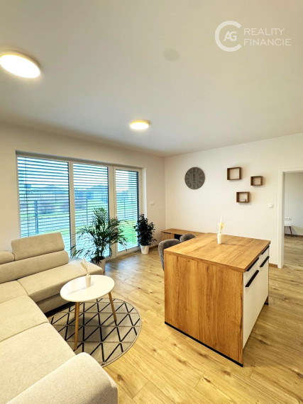 AG REALITY I NA PRENÁJOM- ZARIADENÝ 2.i BYT V NOVOSTAVBE SO ZÁHRADOU