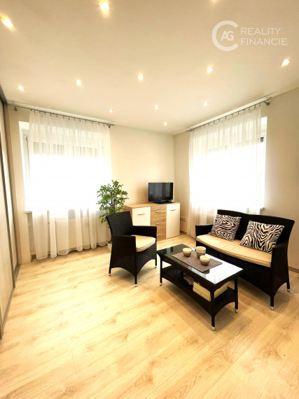 AG REALITY I UŽ PRENAJATÝ ZARIADENÝ 3I. BYT NA MÝTNEJ