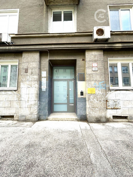 AG REALITY I UŽ PRENAJATÝ ZARIADENÝ 3I. BYT NA MÝTNEJ