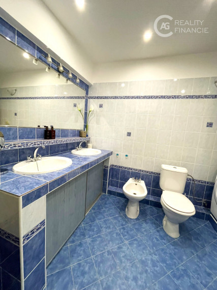 AG REALITY I UŽ PRENAJATÝ ZARIADENÝ 3I. BYT NA MÝTNEJ