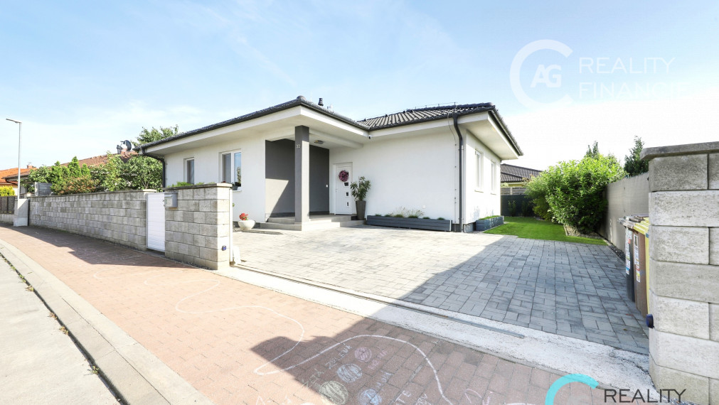 AG REALITY I NA PREDAJ – KOMPLETNE ZARIADENÝ 4I. SAMOSTATNE STOJACI RODINNÝ DOM V LOKALITE TRI VODY