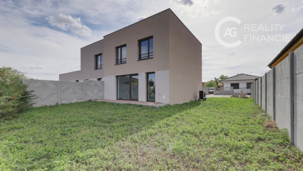 AG REALITY I NA PREDAJ NOVOSTAVBA- 4 IZBOVÝ MEZ. DOM V DVOJDOME