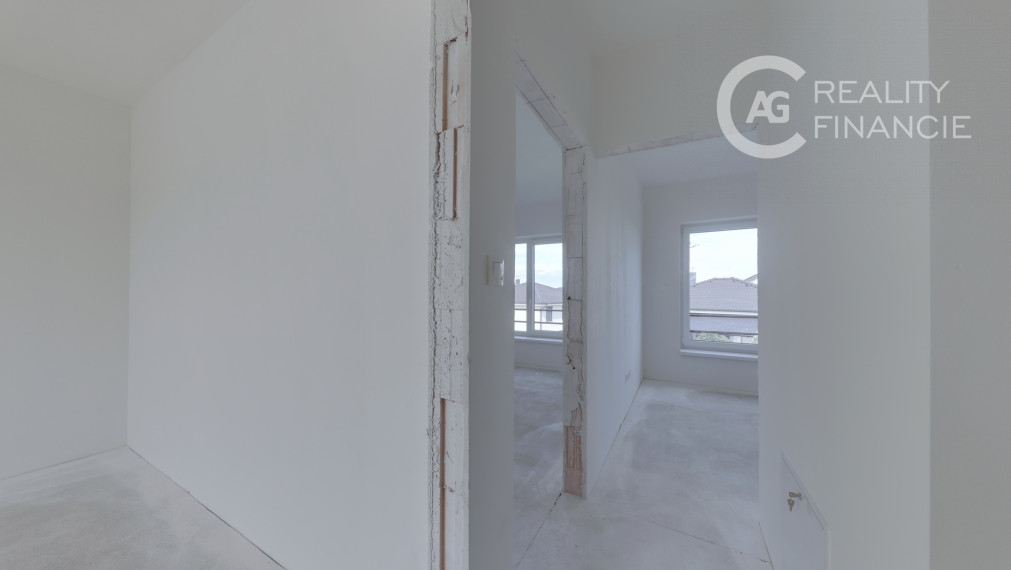 AG REALITY I NA PREDAJ NOVOSTAVBA- 4 IZBOVÝ MEZ. DOM V DVOJDOME