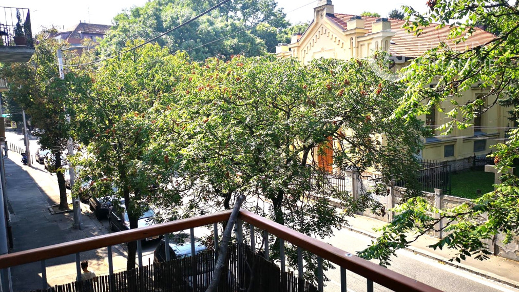 AG REALITY I NA PRENÁJOM KOMPLETNE ZARIADENÝ 2I. BYT NA PALISÁDOCH V BRATISLAVE