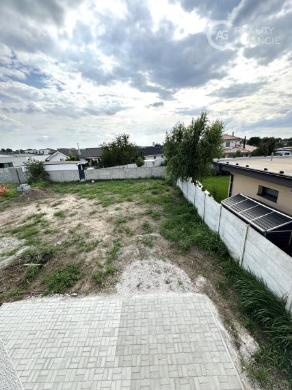 AG REALITY I NA PREDAJ  POSLEDNÝ - 4 IZBOVÝ MEZ. BYT V DVOJDOME v Miloslavove