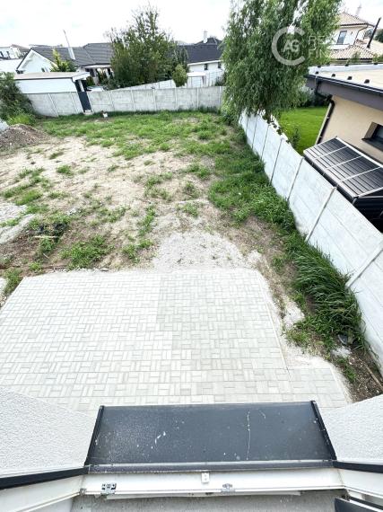 AG REALITY I NA PREDAJ  POSLEDNÝ - 4 IZBOVÝ MEZ. BYT V DVOJDOME v Miloslavove