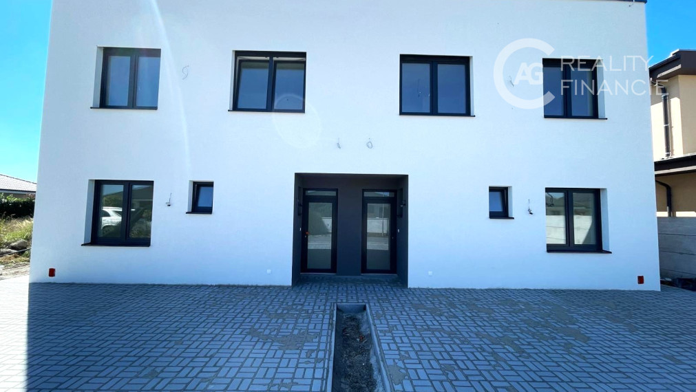 AG REALITY I PREDANÝ -  POSLEDNÝ - 4 IZBOVÝ MEZ. BYT V DVOJDOME v Miloslavove