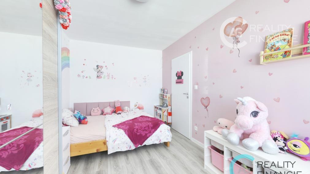 AG REALITYI NA PREDAJ NOVOSTAVBA -ZNÍŽENÁ CENA-   priestranný 4 izb rodinný dom bungalov