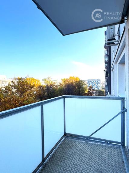 AG REALITYI NA PRENÁJOM KOMPLETNE ZARIADENÝ 3I. BYT PRI OC RETRO