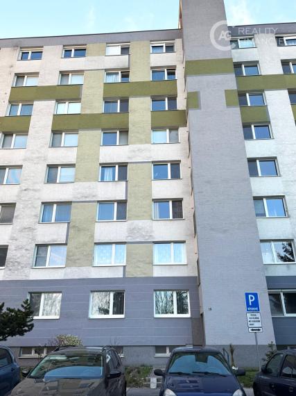 AGREALITYI NA PRENÁJOM KOMPLETNE ZARIADENÝ 1I. BYT V BLÍZKOSTI VRAKUNSKÉHO LESÍKA