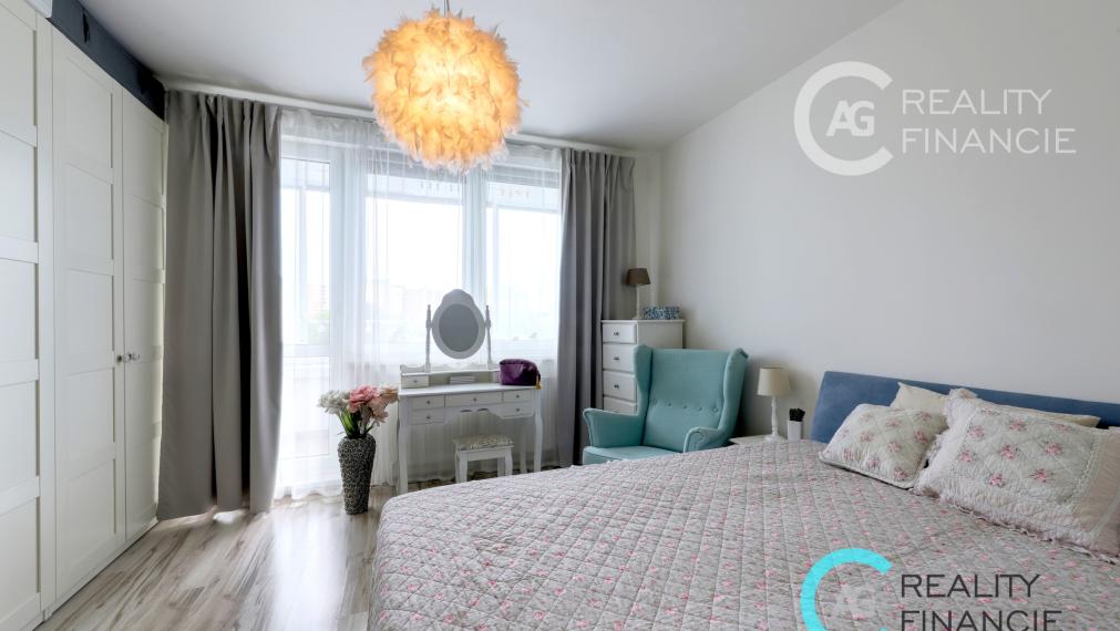 AG REALITYI NA PREDAJ 3izb. byt kompl. rekonštruovaný  začiatok Petržalky - Gessayova ul.