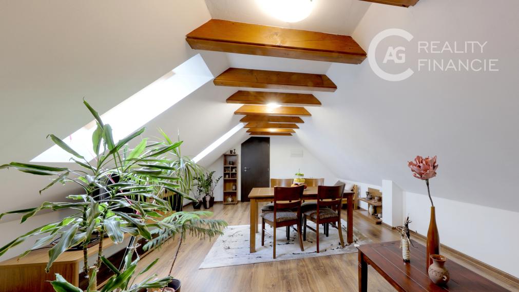 AG REALITY I NA PREDAJ EXKLUZÍVNY  – ŠTÝLOVÝ 5-IZ. ROD. DOM S JEDINEČNOU ZÁHRADOU V SRDCI LIMBACHU