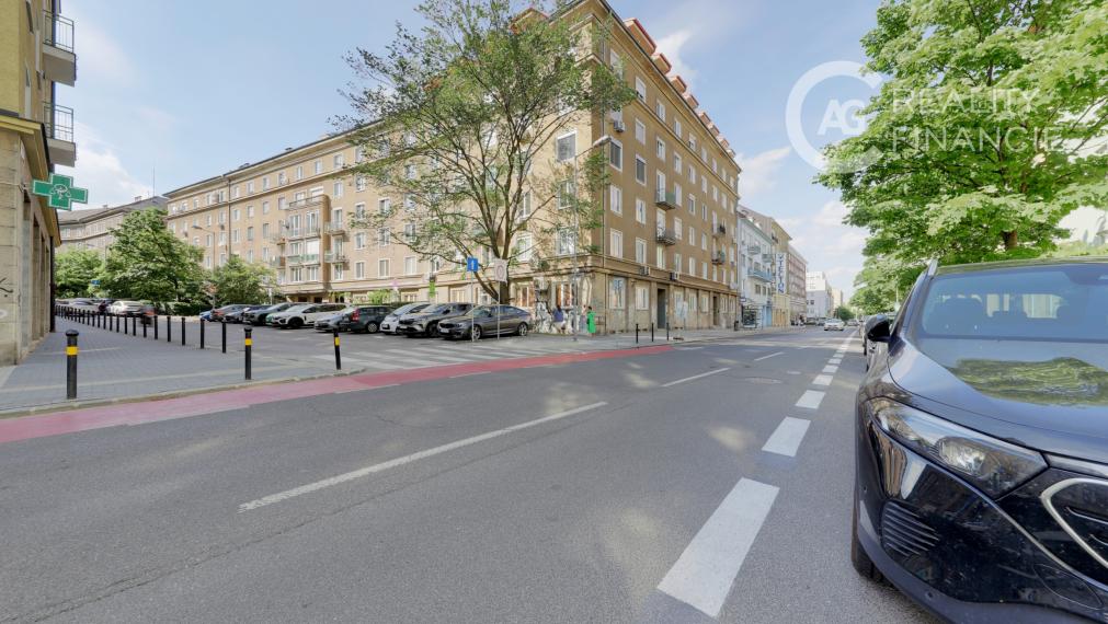 AG REALITY I NA PREDAJ 3 IZB.BYT V STAROM MESTE MÝTNA UL.