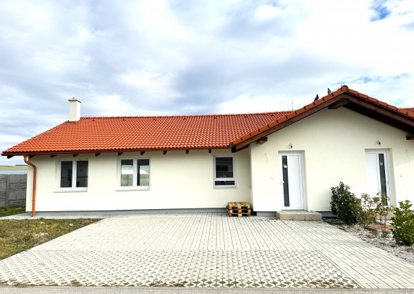 AG Reality I PREDANÉ  4 izb  RD Novostavba - Oblačná ul.  Miloslavov