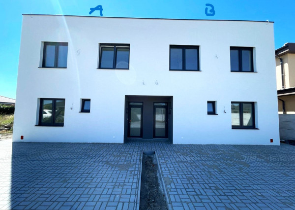 AG REALITY I NA PREDAJ - 4 IZBOVÝ MEZ. BYTY V DVOJDOME v Miloslavove