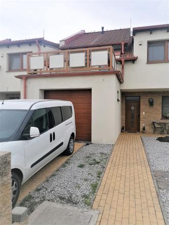 AG reality I na predaj priestranný 5-izbový rodinný dom v Hornej Potôňi - fotografia 19