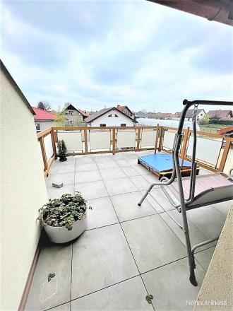 AG reality I na predaj priestranný 5-izbový rodinný dom v Hornej Potôňi - fotografia 30