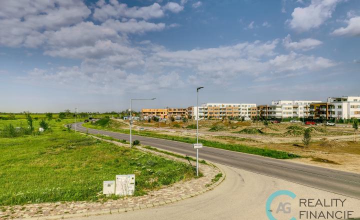 AG reality I PREDANÝ   POSLEDNÝ - 5 izb RD -mezonet  Miloslavov - fotografia 14