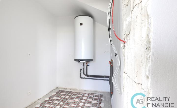 AG reality I PREDANÝ   POSLEDNÝ - 5 izb RD -mezonet  Miloslavov - fotografia 19