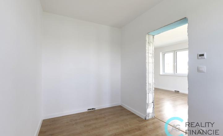 AG reality I PREDANÝ   POSLEDNÝ - 5 izb RD -mezonet  Miloslavov - fotografia 18