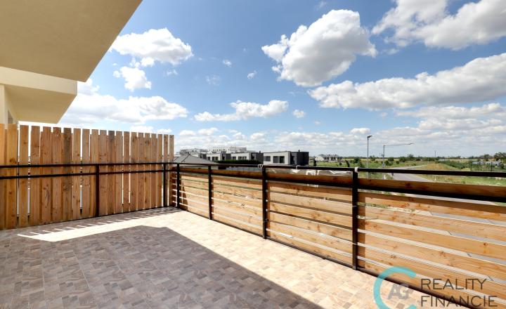 AG reality I PREDANÝ   POSLEDNÝ - 5 izb RD -mezonet  Miloslavov - fotografia 8