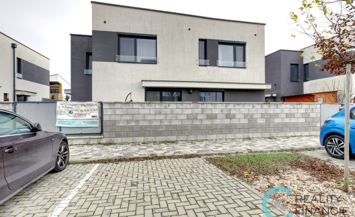 AG reality I PREDANÝ   3 izb  byt  so záhrad.  -mezonet  Miloslavov  zariadený - fotografia 18