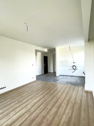AG REALITY I PREDANÉ  KOMPLETNE NOVOZREKONŠTRUOVANÝ 3i. BYT - DUNAJSKÁ LUŽNÁ - fotografia 6