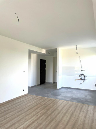 AG REALITY I PREDANÉ  KOMPLETNE NOVOZREKONŠTRUOVANÝ 3i. BYT - DUNAJSKÁ LUŽNÁ - fotografia 7