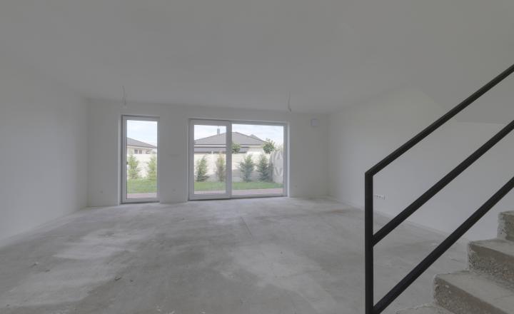 AG REALITY I REZERVOVANÉ- NA PREDAJ NOVOSTAVBA- 4 IZBOVÝ MEZ. DOM V DVOJDOME - fotografia 15