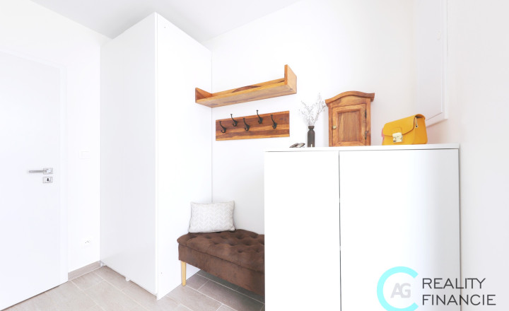 AG REALITYI PREDANÝ   NOVOSTAVBA - priestranný 4 izb rodinný dom bungalov - fotografia 6