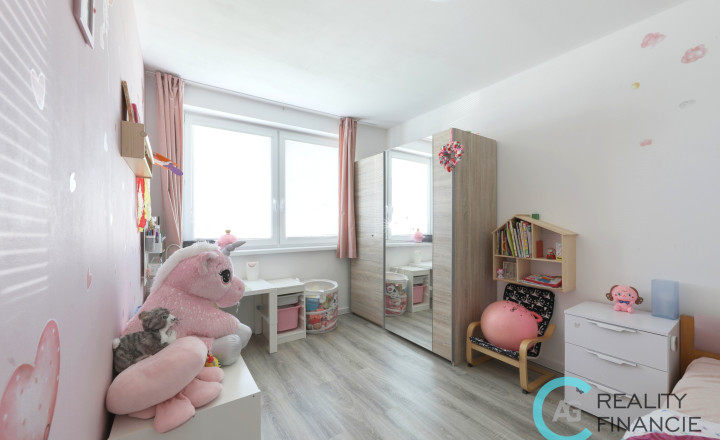 AG REALITYI PREDANÝ   NOVOSTAVBA - priestranný 4 izb rodinný dom bungalov - fotografia 8