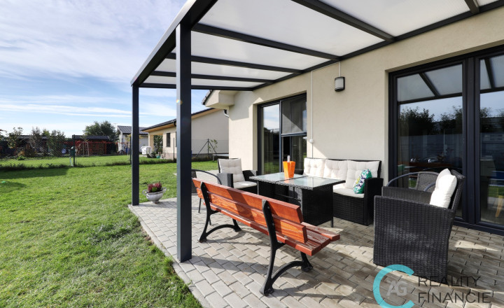 AG REALITYI PREDANÝ   NOVOSTAVBA - priestranný 4 izb rodinný dom bungalov - fotografia 22